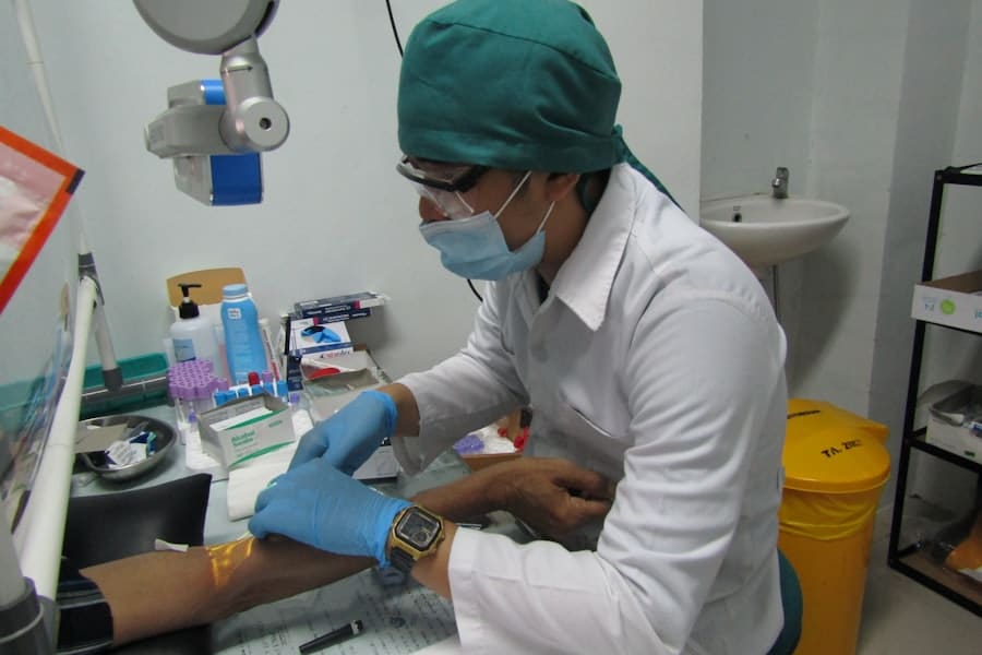 Dental Implant Specialist